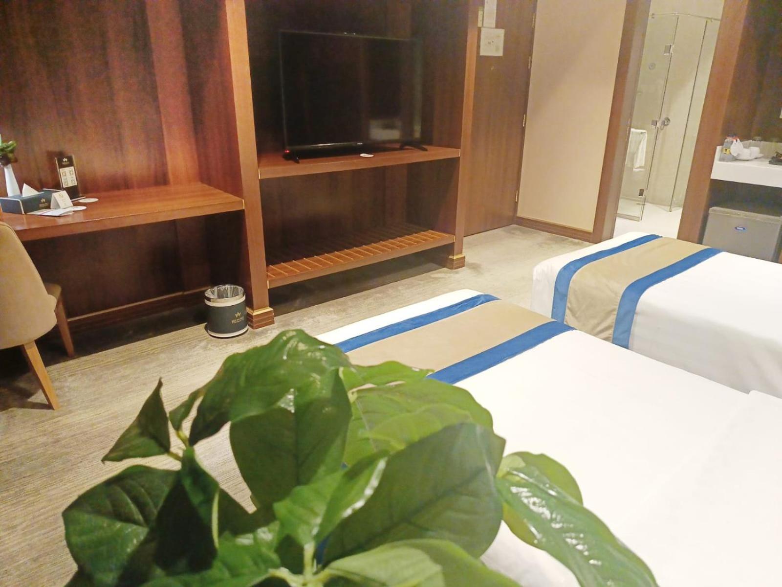 Al Malqa Elite Hotel Рияд Екстериор снимка